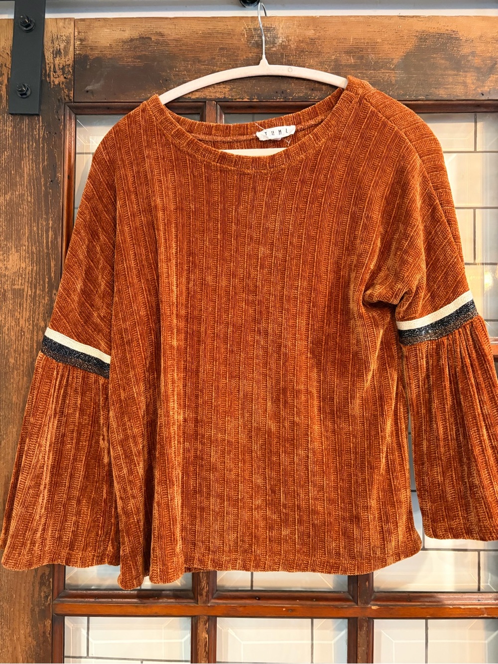 THML sweater in size medium in EUC